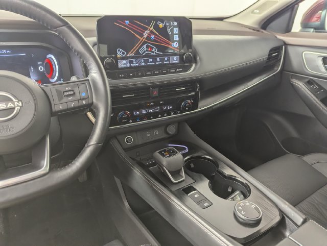 Used 2022 Nissan Rogue Platinum AWD/4WD image 14