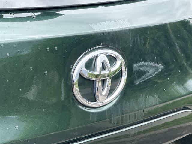 Used 2023 Toyota Corolla Cross LE AWD/4WD image 17