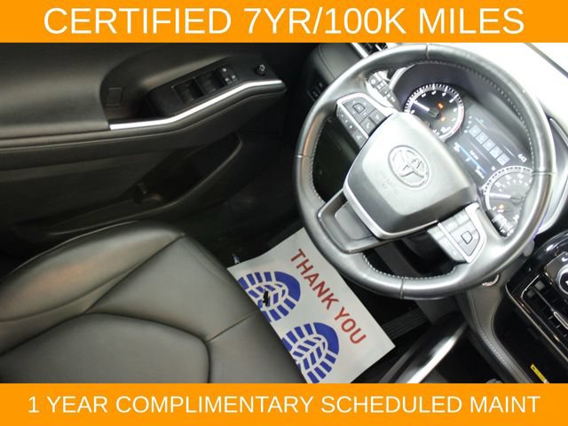 Used 2023 Toyota Highlander XLE AWD/4WD image 15