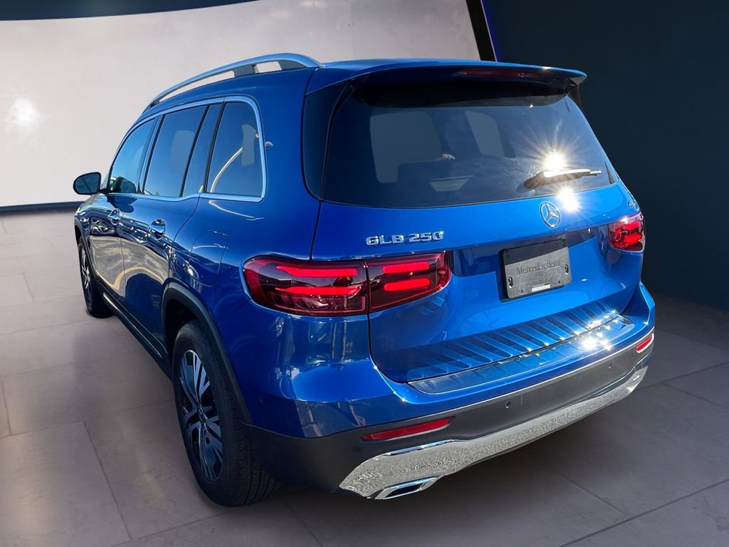 Certified 2025 Mercedes-Benz GLB 250 4MATIC image 2