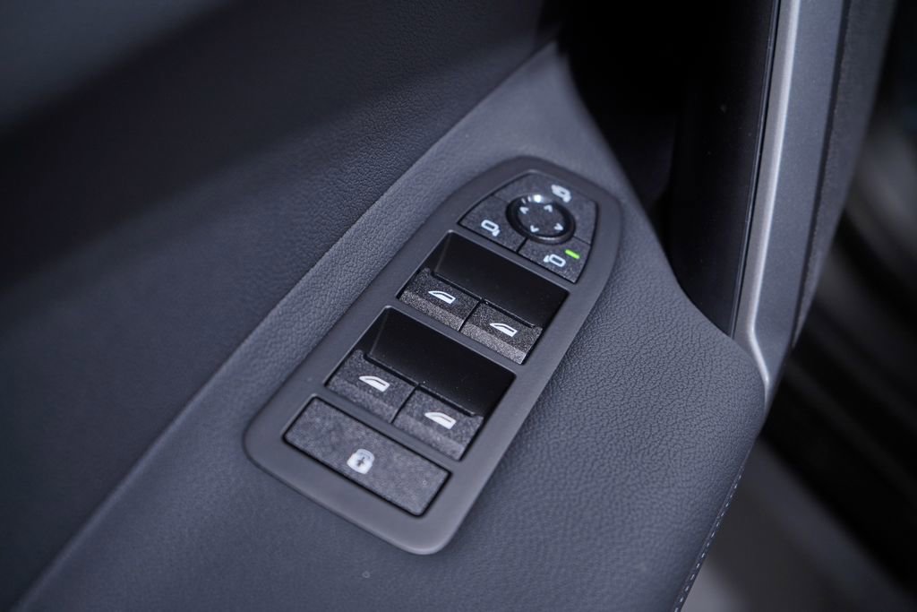 New 2026 BMW iX xDrive45 w/ M Sport Package image 13