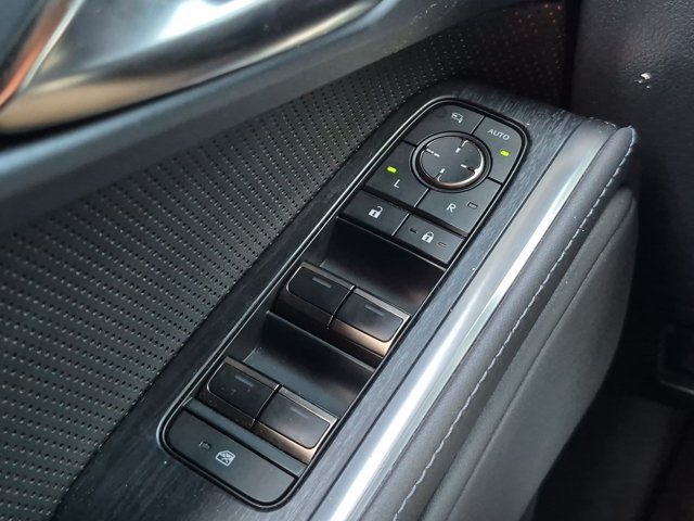Used 2024 Lexus GX 550 w/ Accessory Package (31) AWD/4WD image 9