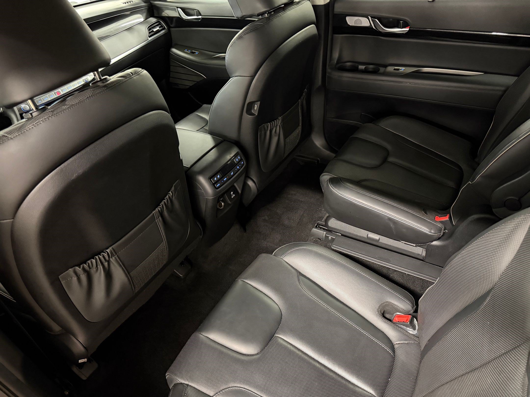 Used 2021 Hyundai Palisade Limited FWD image 38