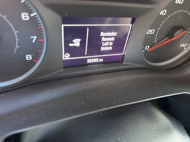 Used 2023 Chevrolet Traverse LT image 11