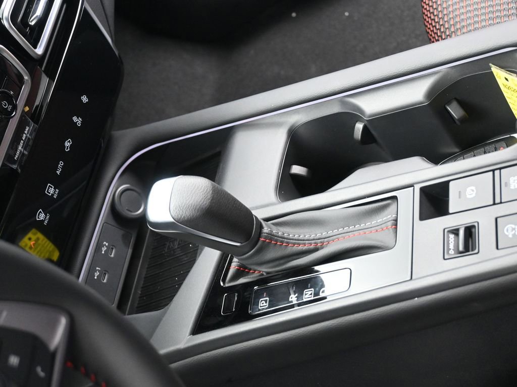 New 2026 Nissan Sentra SR w/ Floor Mat Package FWD image 21