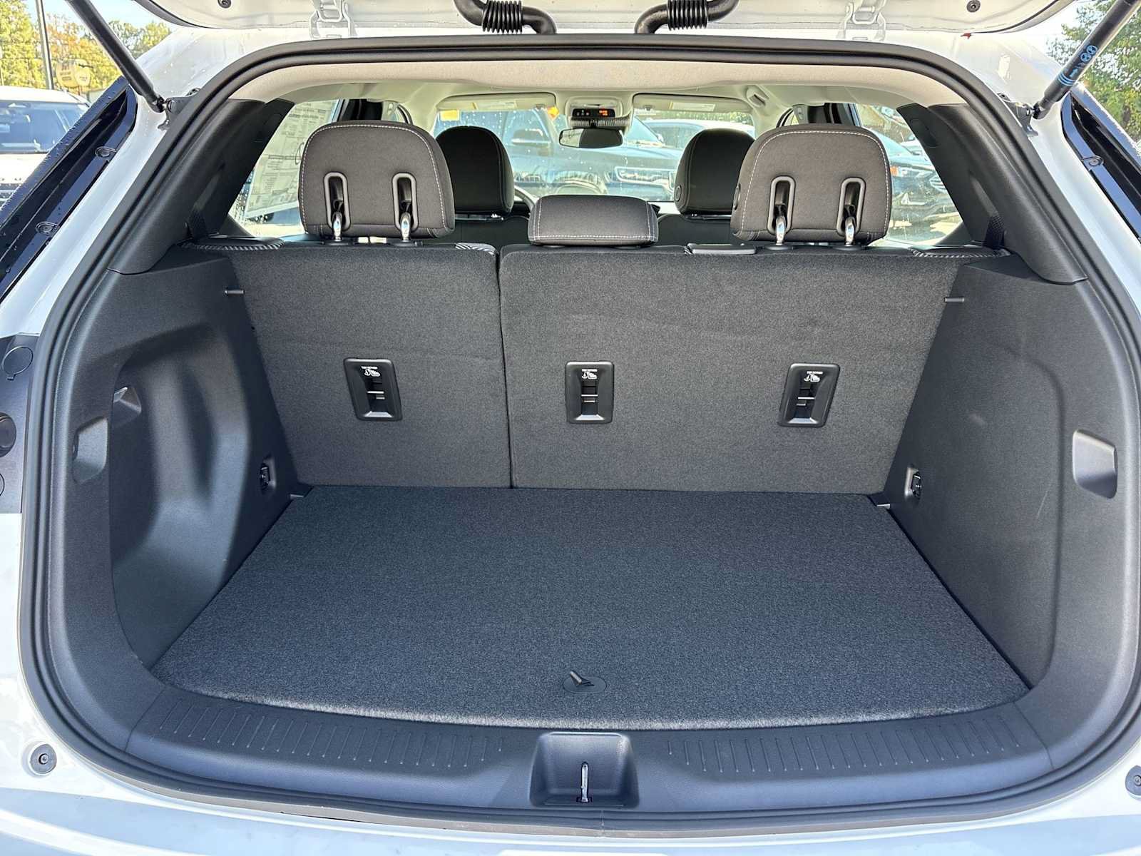 New 2027 Chevrolet Bolt LT FWD image 24