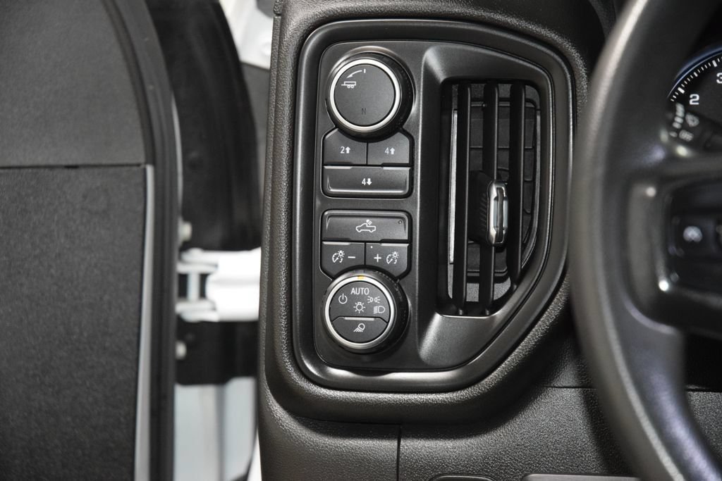 Used 2022 Chevrolet Silverado 2500 W/T w/ WT Convenience Package AWD/4WD image 25