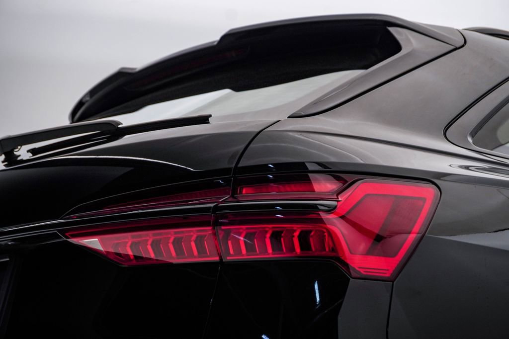 Used 2021 Audi RS 6 AWD/4WD image 13