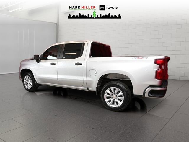 Used 2022 Chevrolet Silverado 1500 Custom w/ LPO, Dark Essentials Package image 5