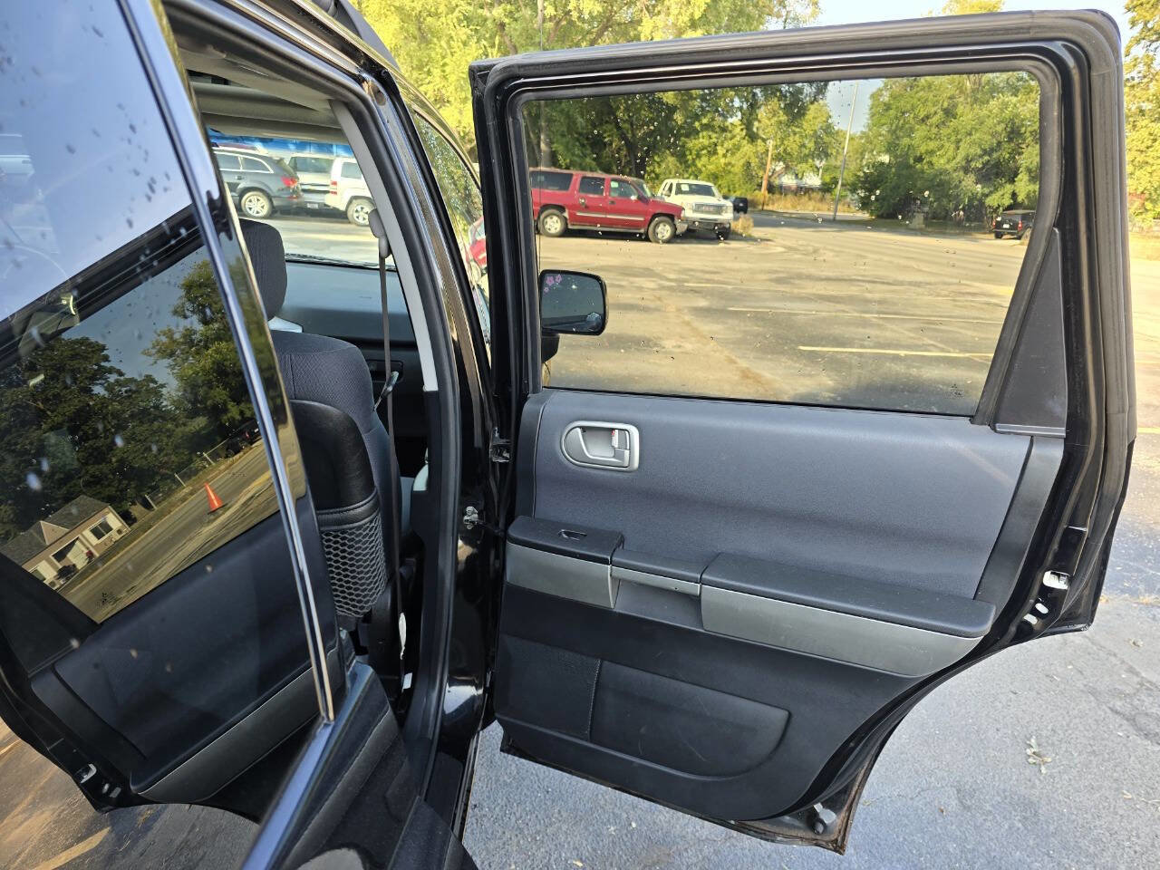 Used 2004 Mitsubishi Endeavor XLS image 17