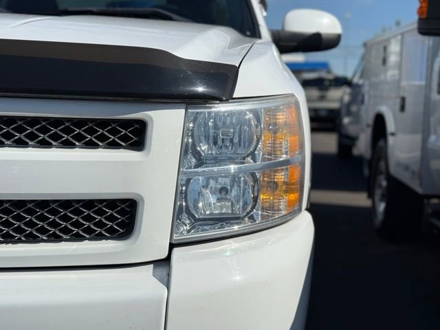 Used 2011 Chevrolet Silverado 1500 LT w/ All-Star Edition AWD/4WD image 7
