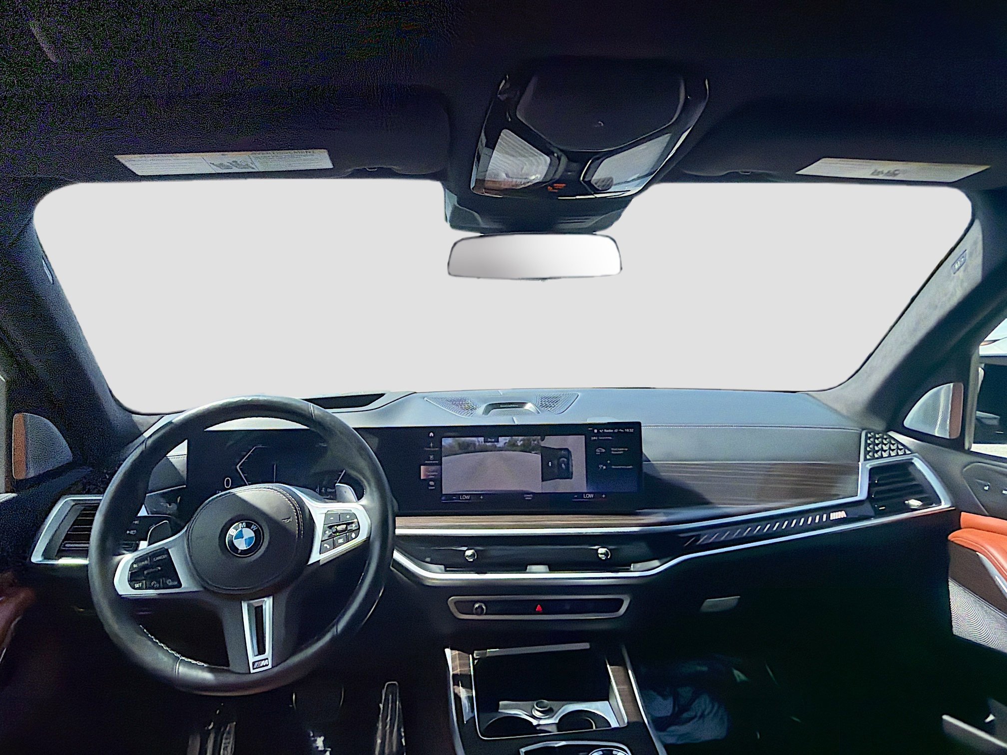 Used 2023 BMW X7 M60i w/ Executive Package image 17