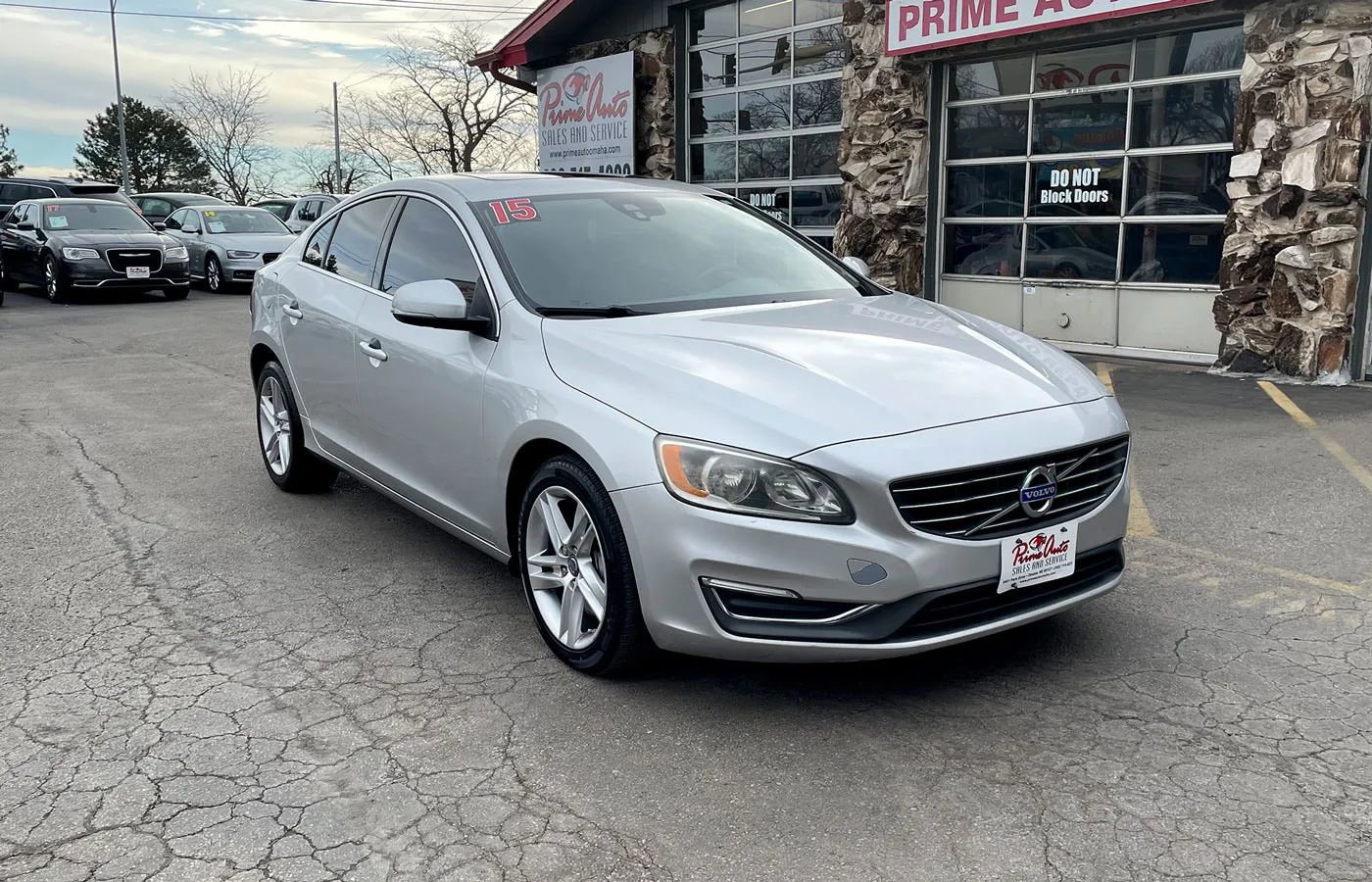 Used 2015 Volvo S60 T5 Premier image 1