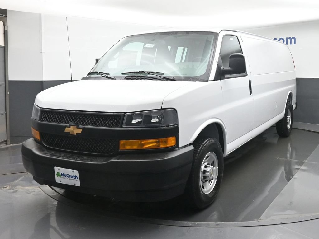 New 2026 Chevrolet Express 2500 Extended w/ Driver Convenience Package RWD image 17
