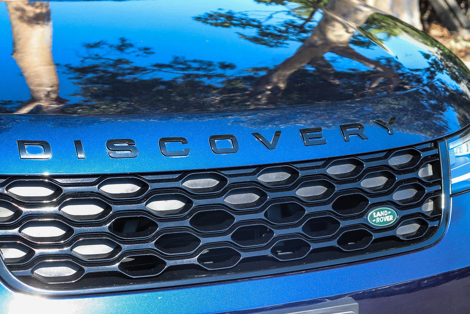 Used 2023 Land Rover Discovery S R-Dynamic AWD/4WD image 5