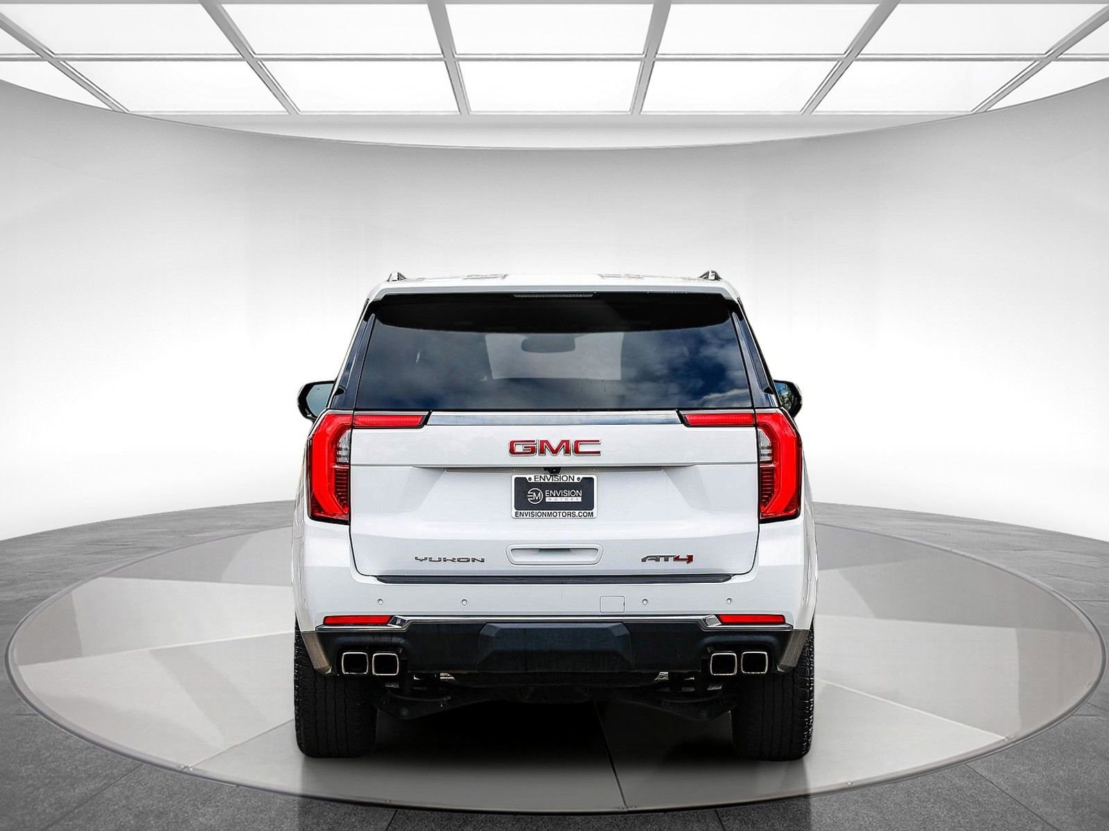 Used 2025 GMC Yukon XL AT4 image 3