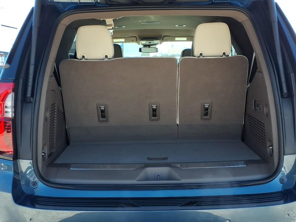 Used 2025 GMC Yukon Denali image 7