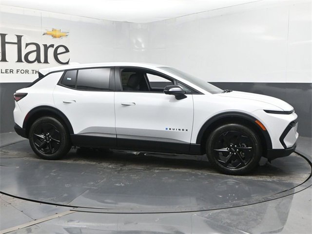 New 2026 Chevrolet Equinox EV LT image 27