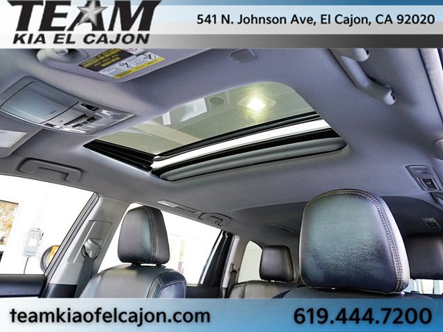 Used 2019 Toyota Highlander Limited FWD image 19