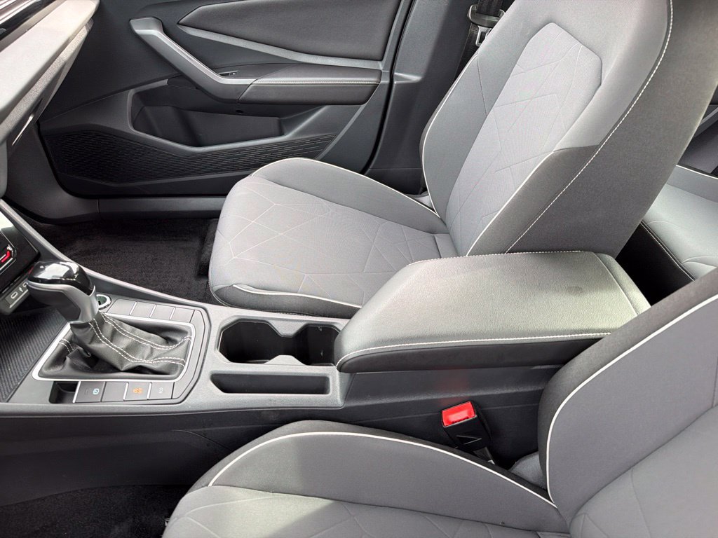 Used 2025 Volkswagen Jetta Sport FWD image 13