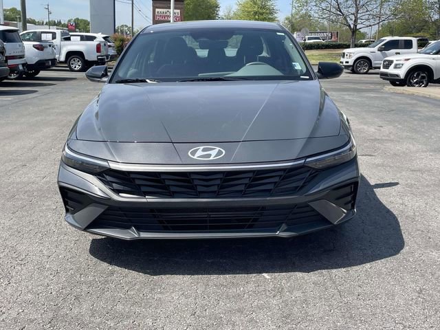 Certified 2025 Hyundai Elantra Sport image 2