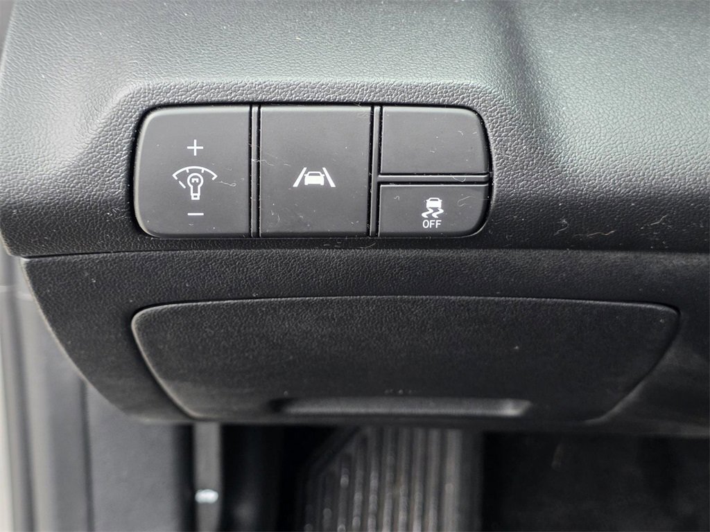 Used 2023 Hyundai Elantra SEL w/ Convenience Package image 23