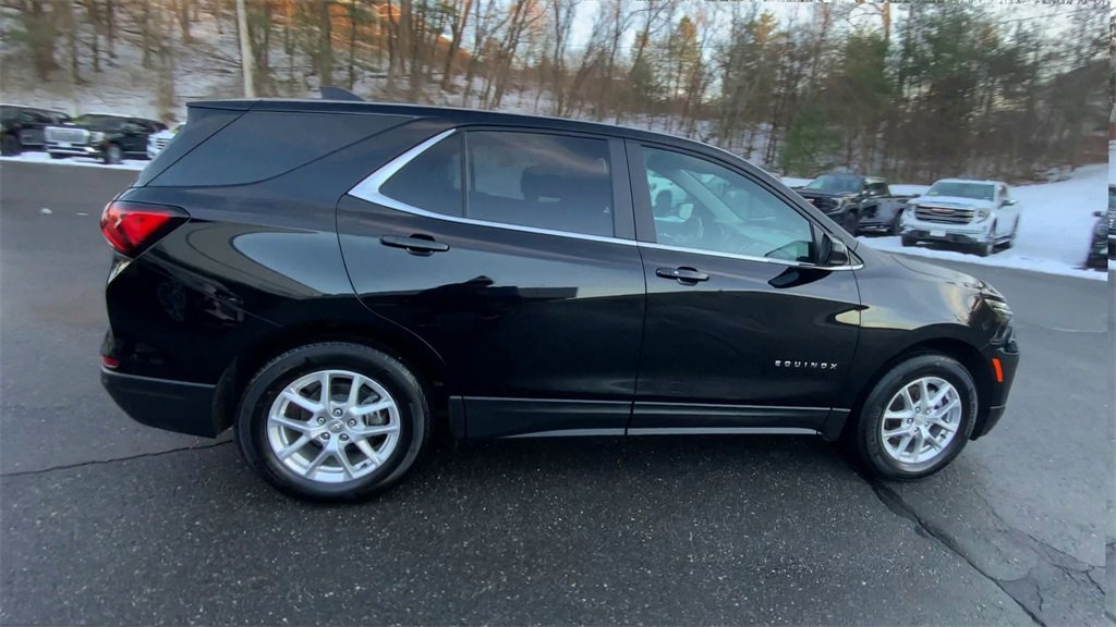 Used 2024 Chevrolet Equinox LT image 10