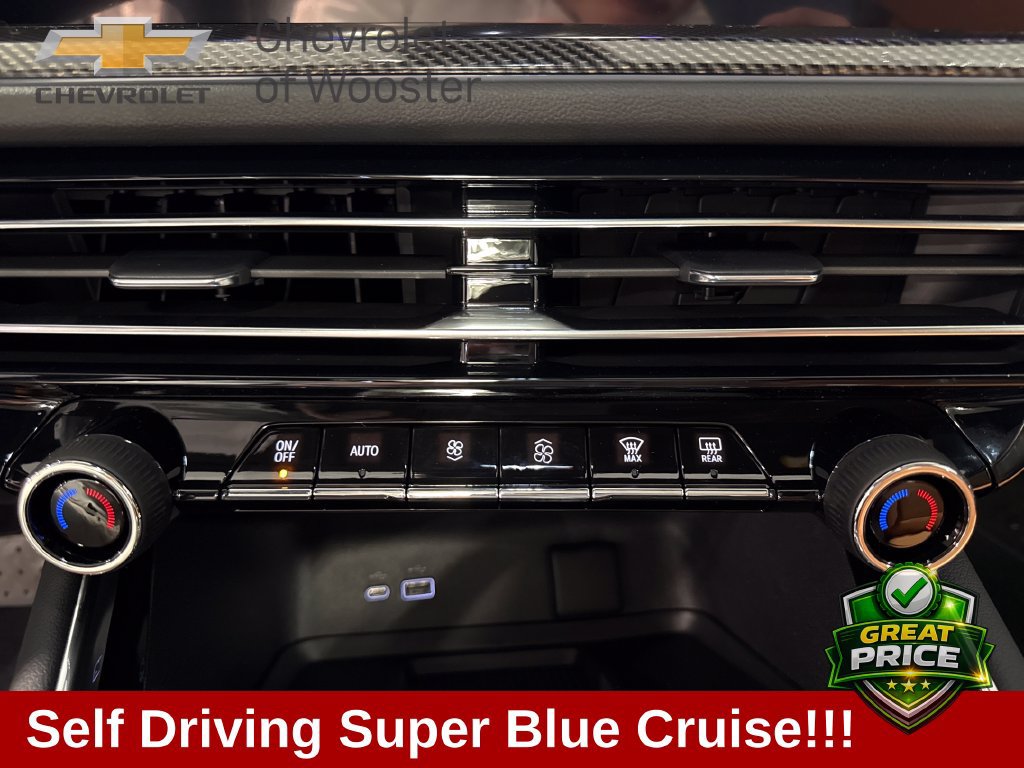 New 2027 Chevrolet Traverse Z71 w/ Enhanced Driving Package AWD/4WD image 21