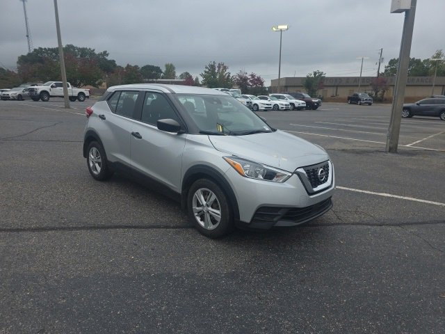 Used 2020 Nissan Kicks S