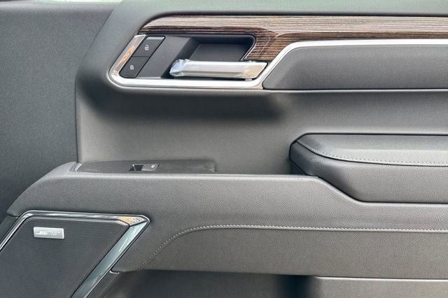 New 2026 GMC Sierra 1500 Elevation w/ Elevation Premium Package AWD/4WD image 19