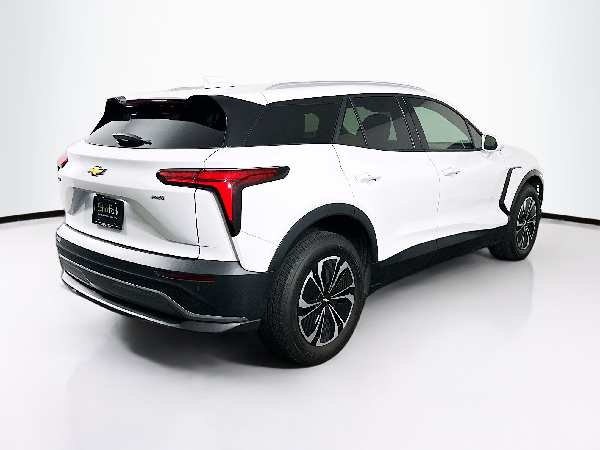 Used 2024 Chevrolet Blazer EV LT AWD/4WD image 9