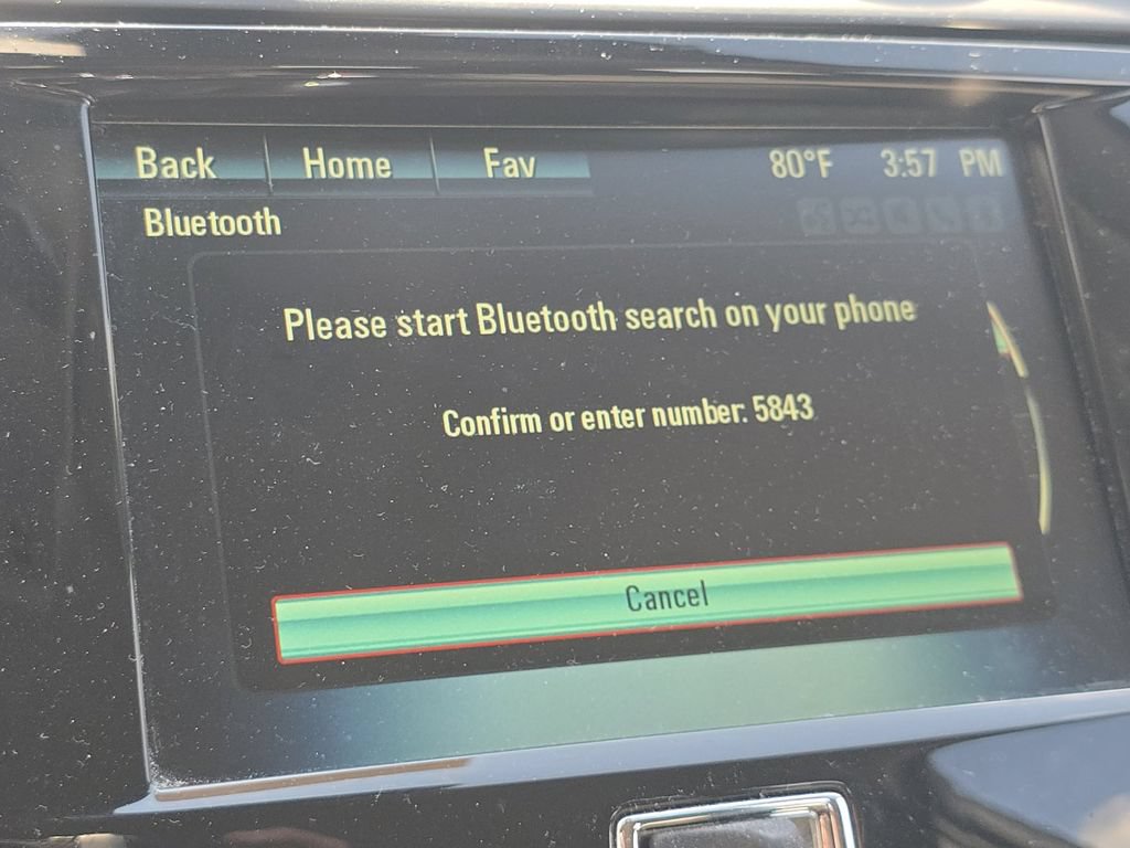 Used 2015 Chevrolet Malibu LT FWD image 6