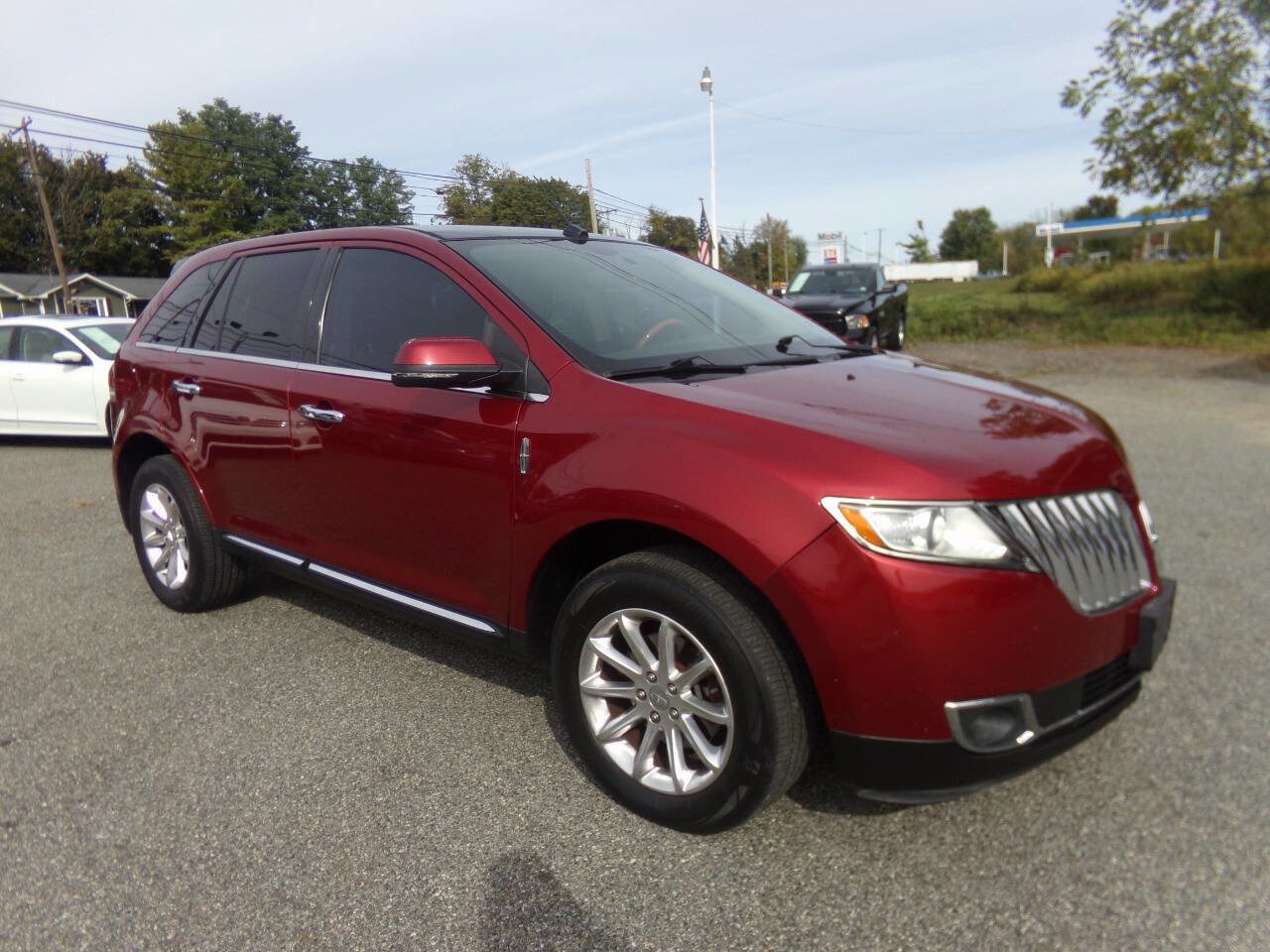 Used 2015 Lincoln MKX AWD w/ Equipment Group 102A image 7