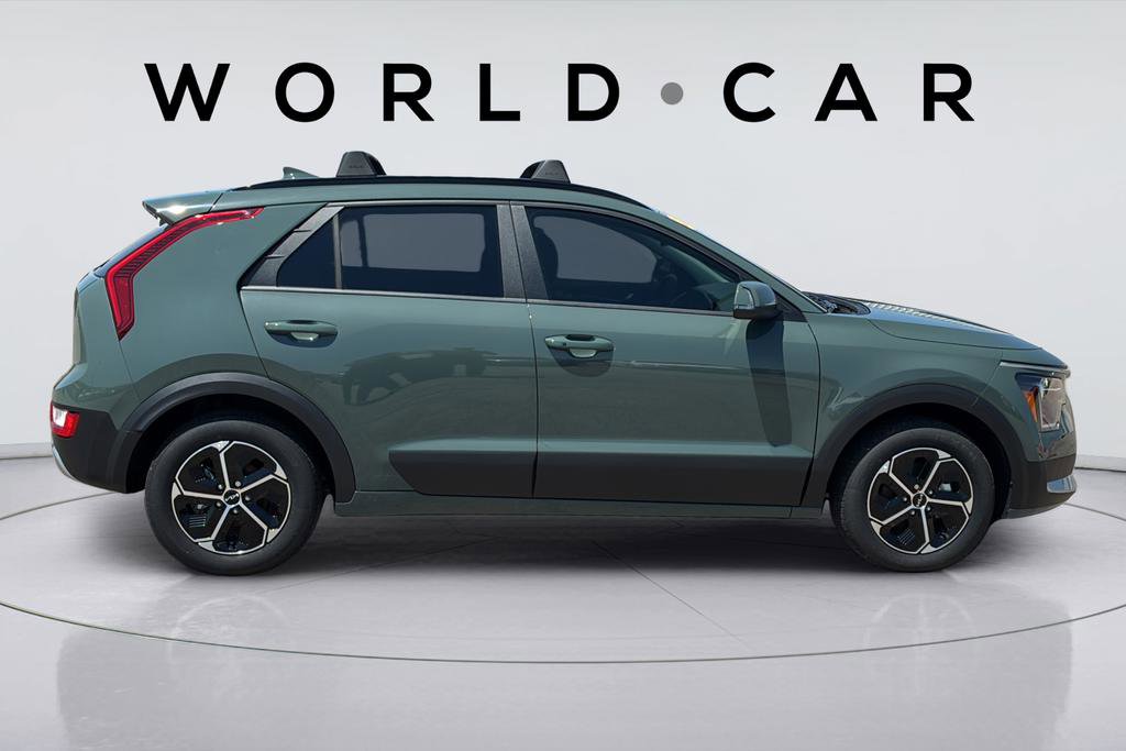 New 2025 Kia Niro EX image 15
