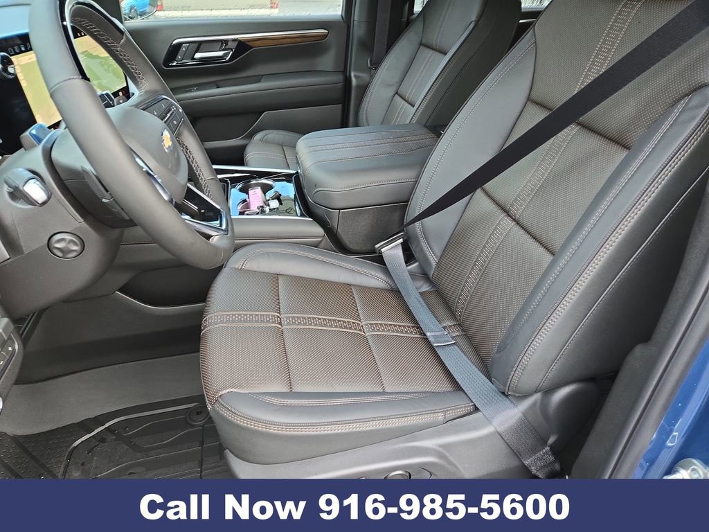 New 2026 Chevrolet Suburban High Country image 24