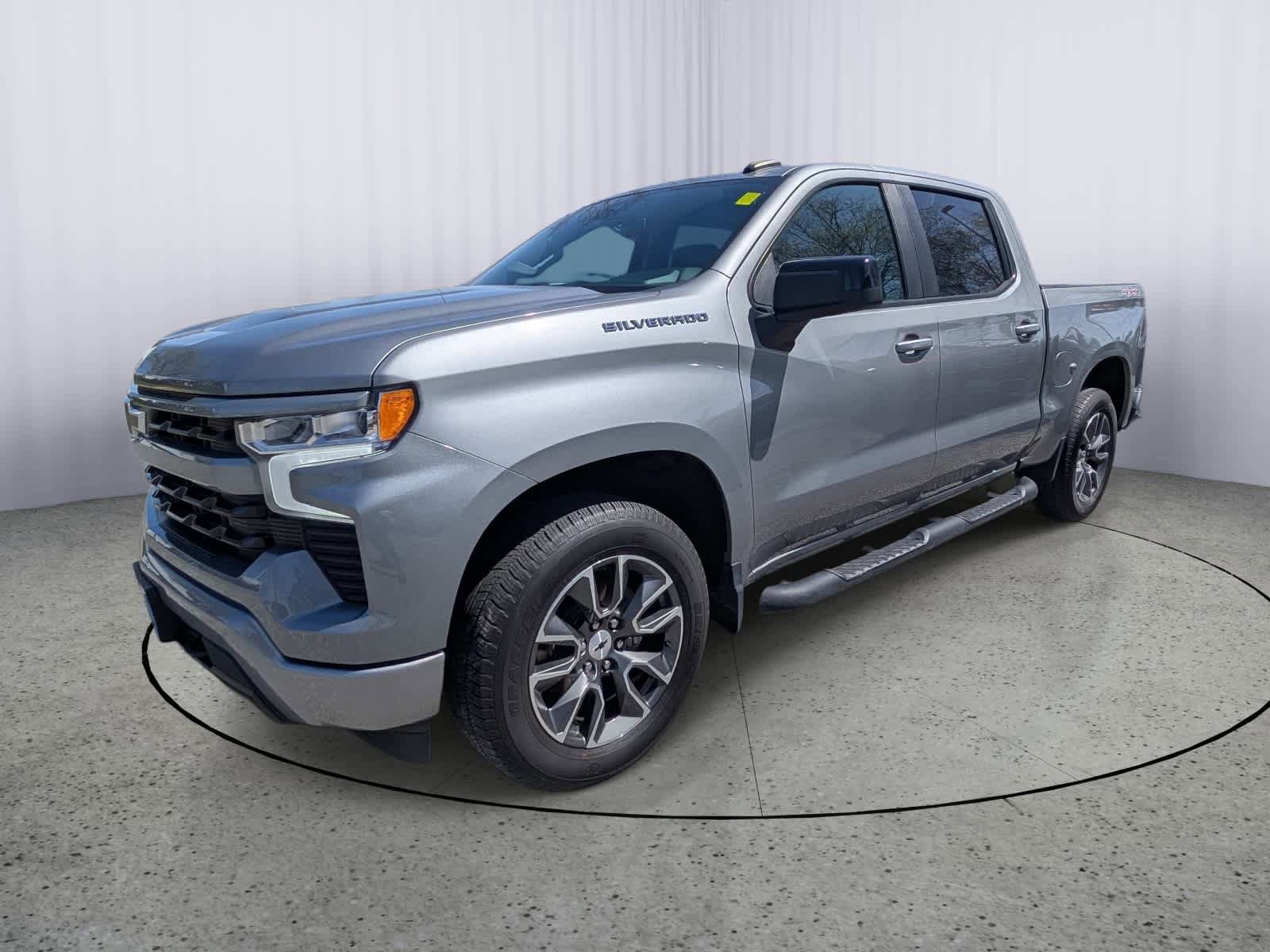 Used 2023 Chevrolet Silverado 1500 RST w/ Protection Package AWD/4WD image 6