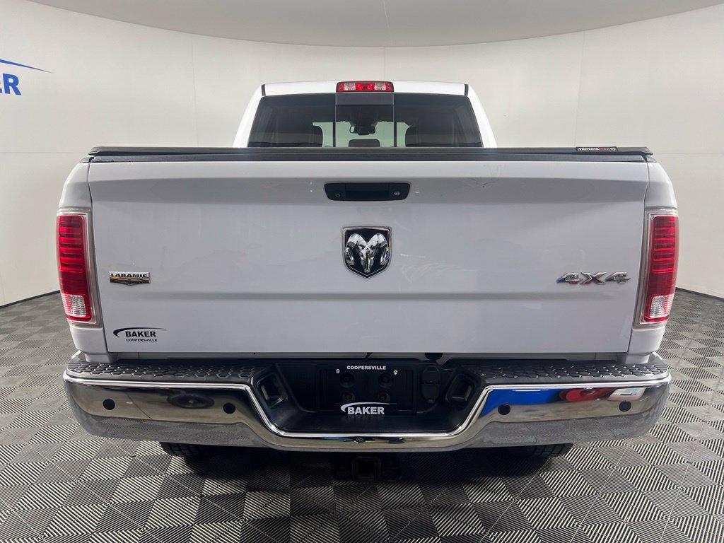 Used 2015 RAM 3500 Laramie w/ Convenience Group AWD/4WD image 5