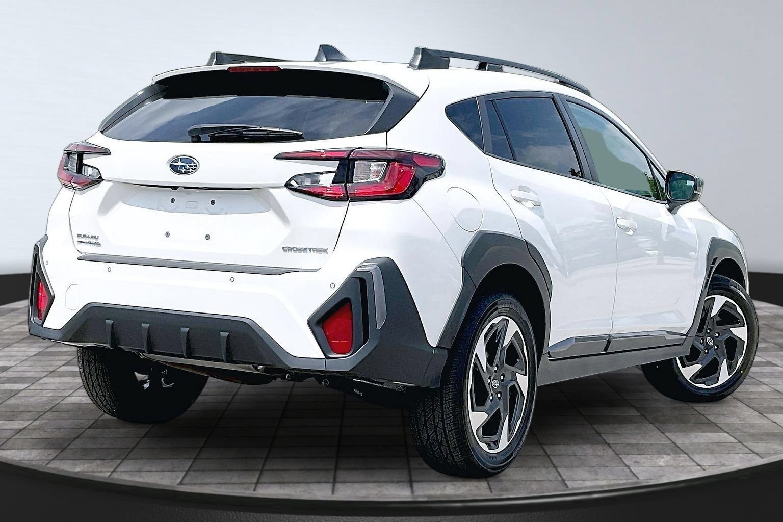 Certified 2024 Subaru Crosstrek 2.5i Limited AWD/4WD image 2