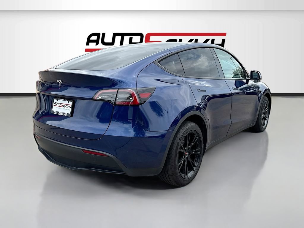 Used 2025 Tesla Model Y Long Range RWD image 7