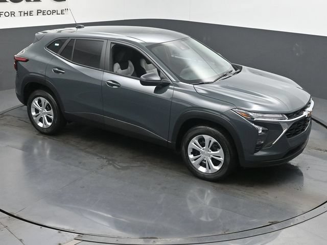 New 2026 Chevrolet Trax LS FWD image 16