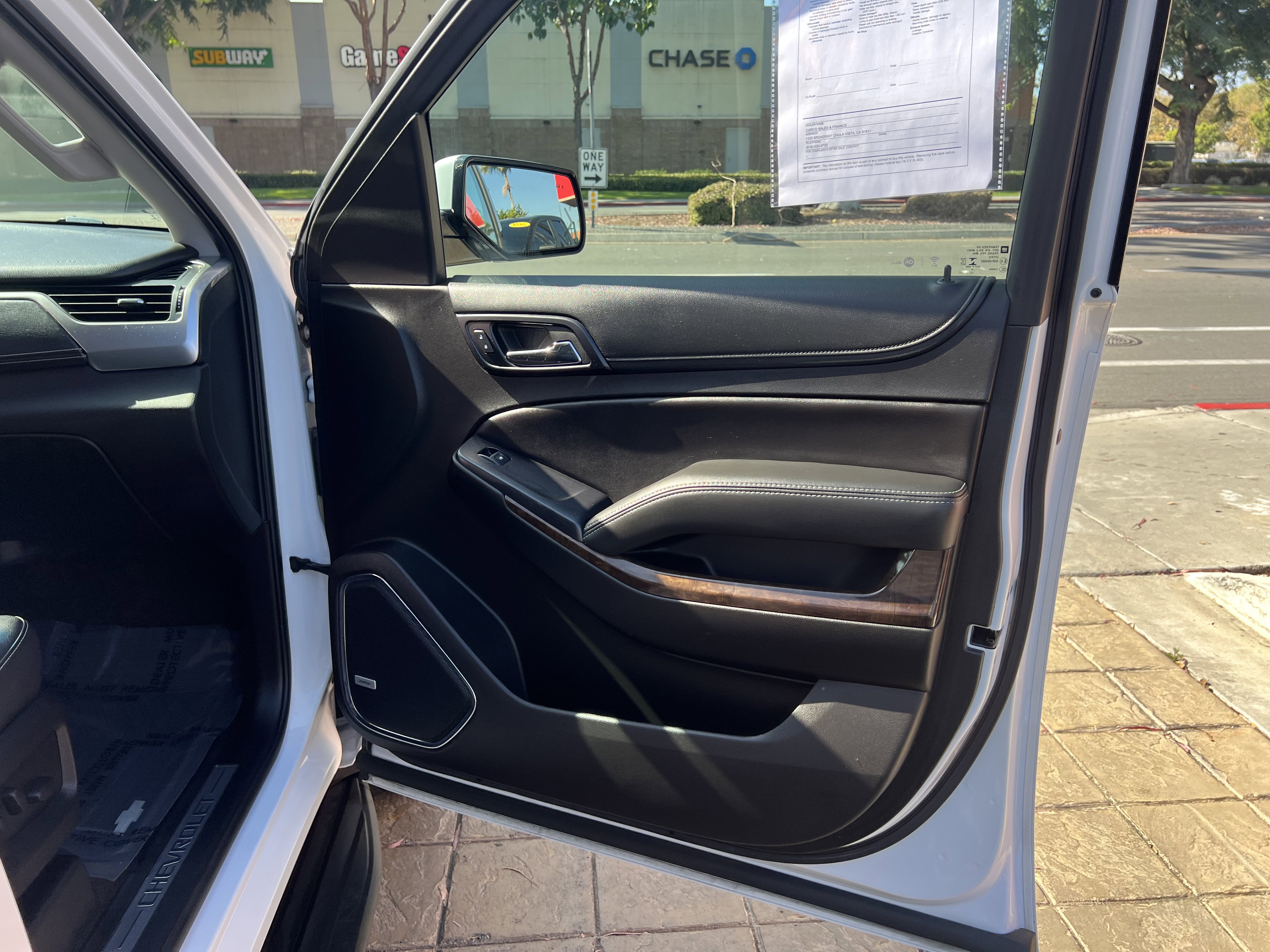 Used 2018 Chevrolet Tahoe LT w/ Luxury Package image 36