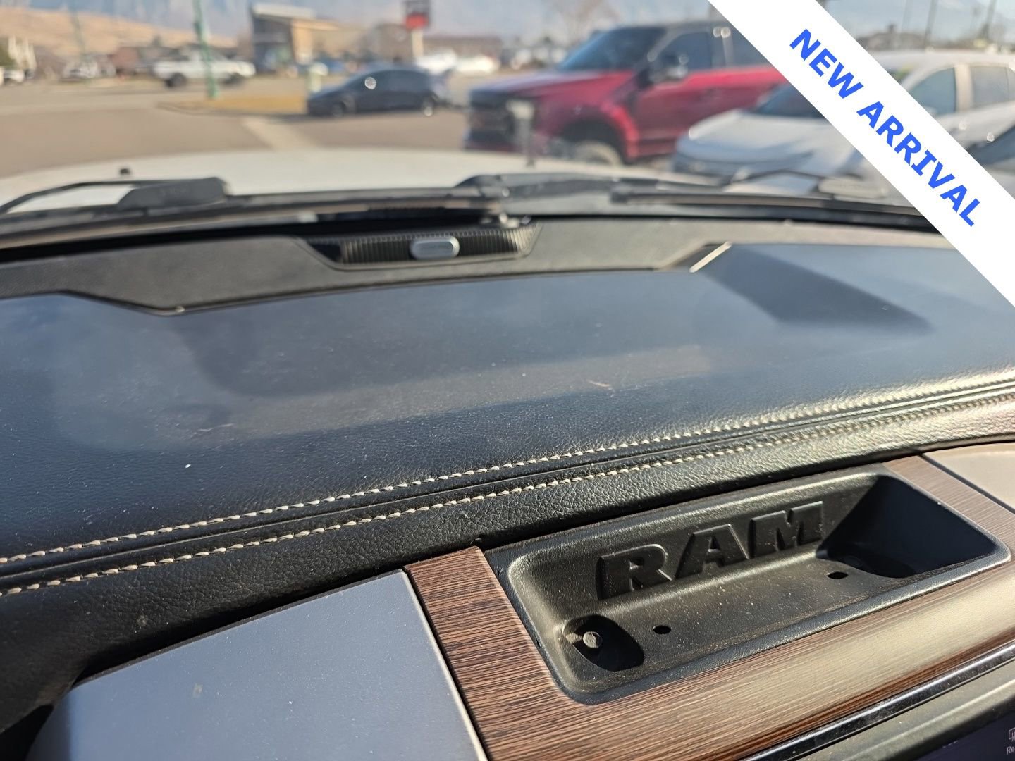 Used 2018 RAM 3500 Laramie w/ Convenience Group image 16