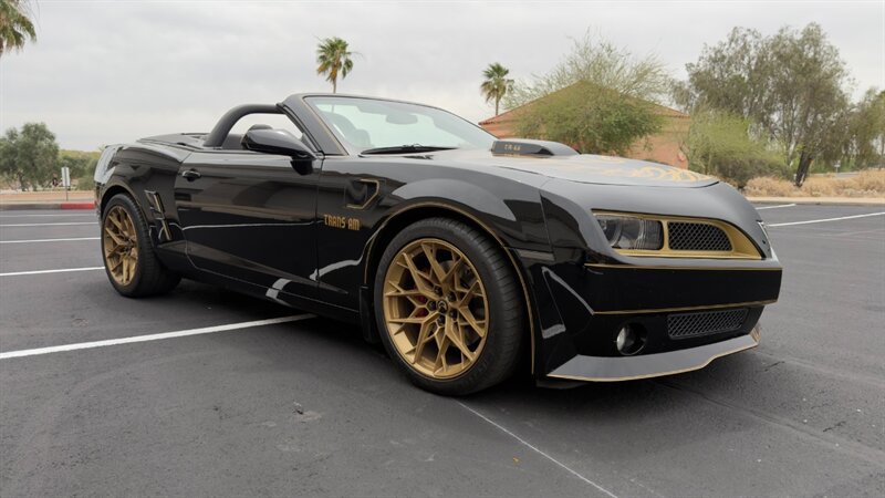 Used 2013 Chevrolet Camaro SS w/ RS Package RWD image 17