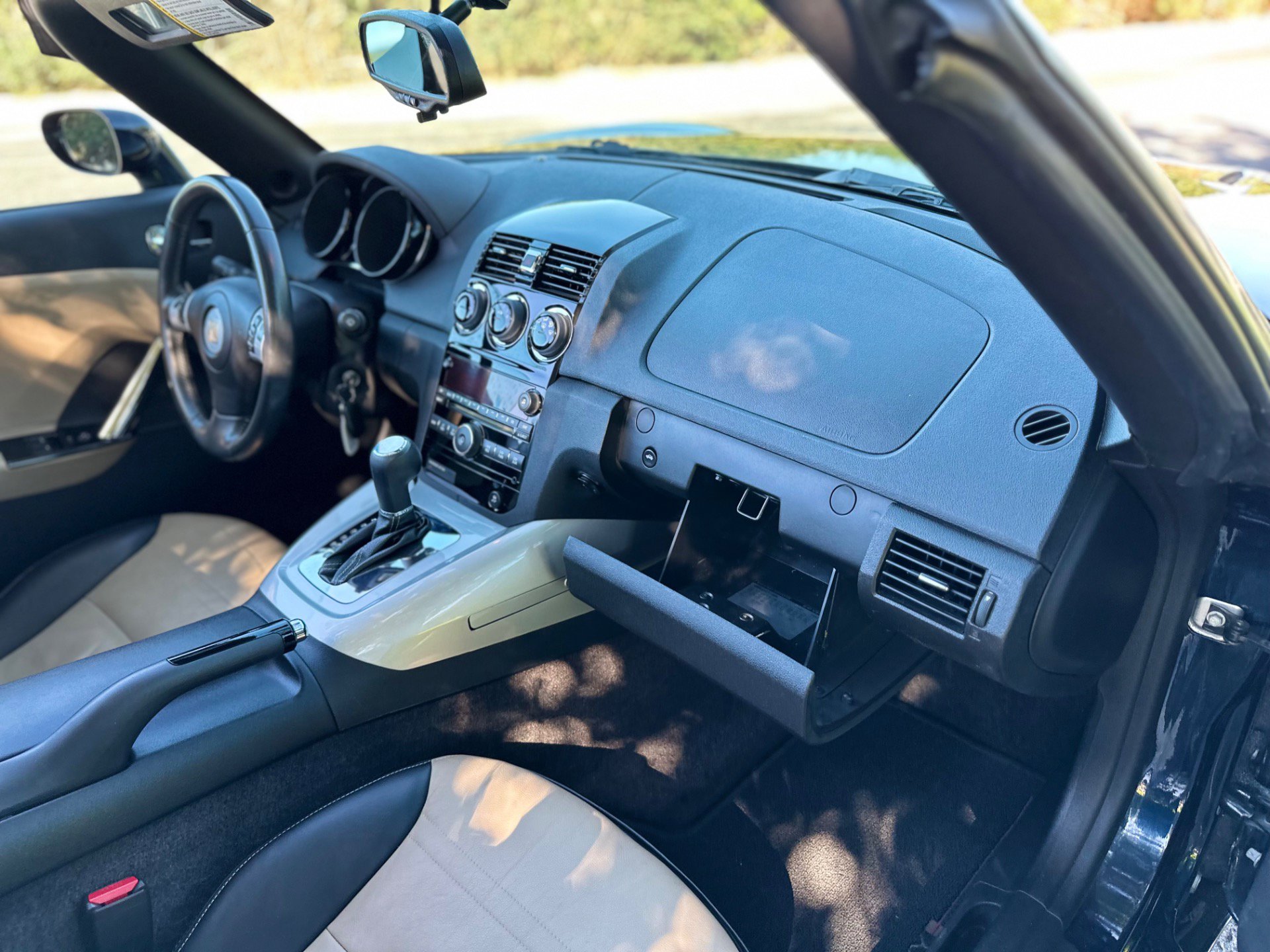 Used 2007 Saturn Sky Red Line image 40