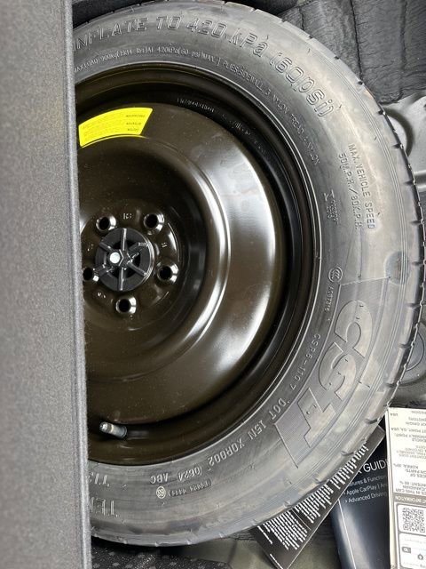 Used 2025 Kia Sportage EX image 9