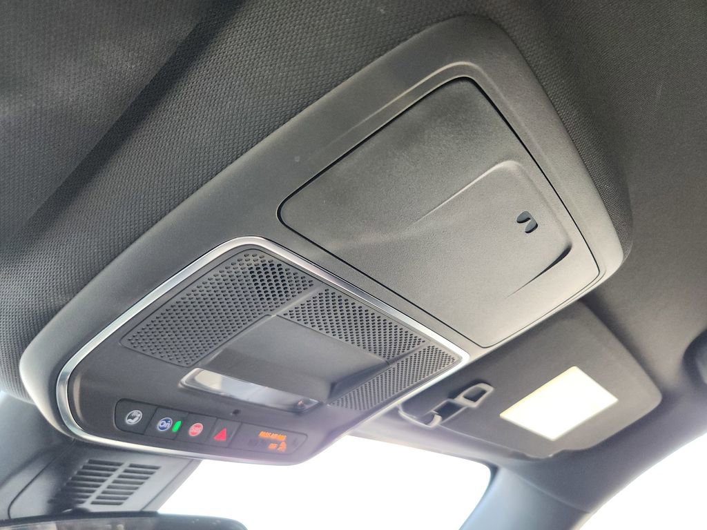 New 2026 Chevrolet Equinox RS w/ LPO, Floor Liner Package image 10