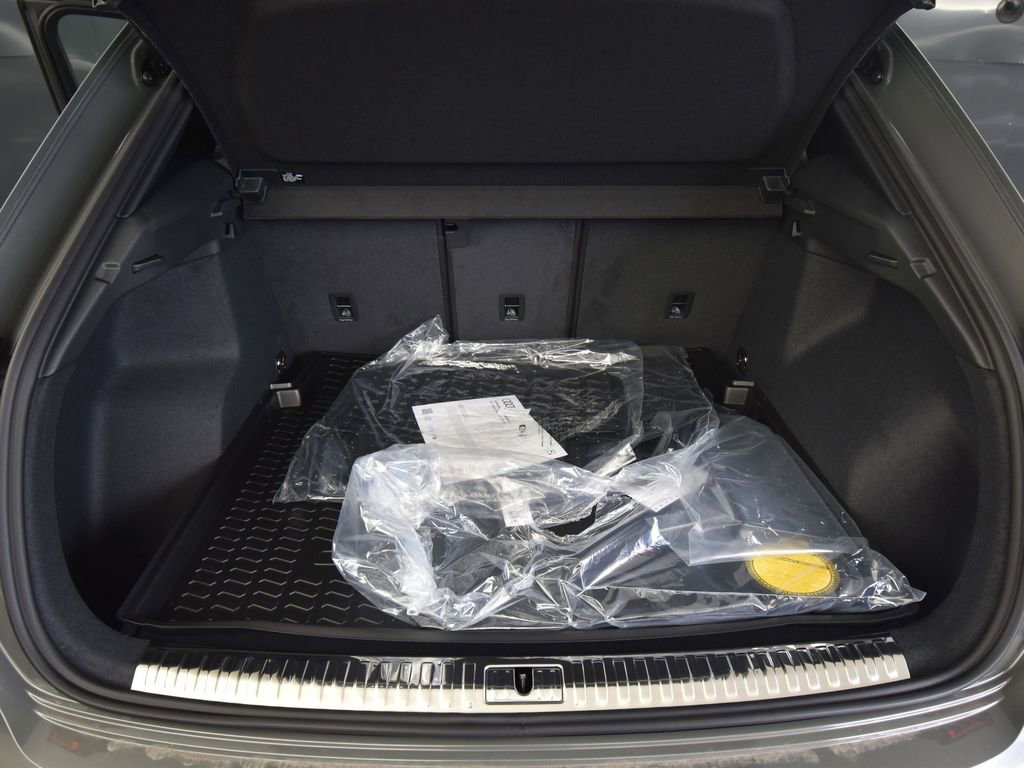 New 2025 Audi Q3 2.0T Premium image 21