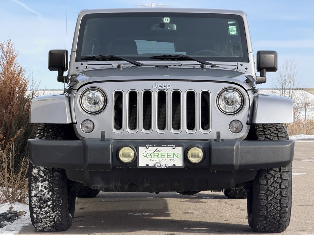 Used 2017 Jeep Wrangler Unlimited Sahara w/ Max Tow Package image 6