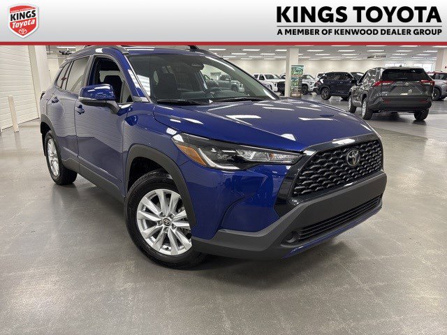 Certified 2024 Toyota Corolla Cross LE image 1