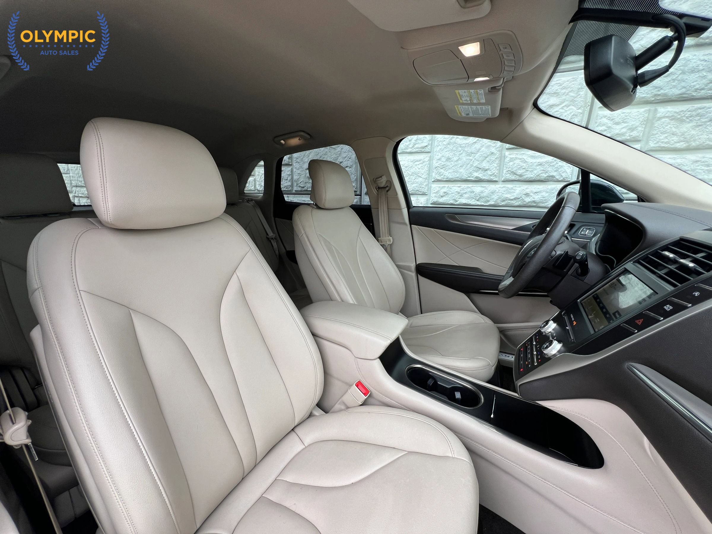 Used 2018 Lincoln MKC Premiere image 40
